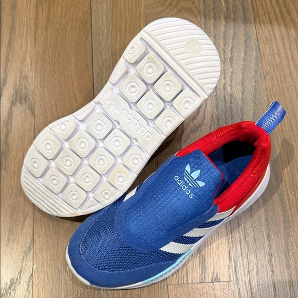 Adidas Kids Sneakers in Blue and Red - Picture 3 of 5